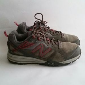 New Balance 689 Sneakers Trail Hiking Camp